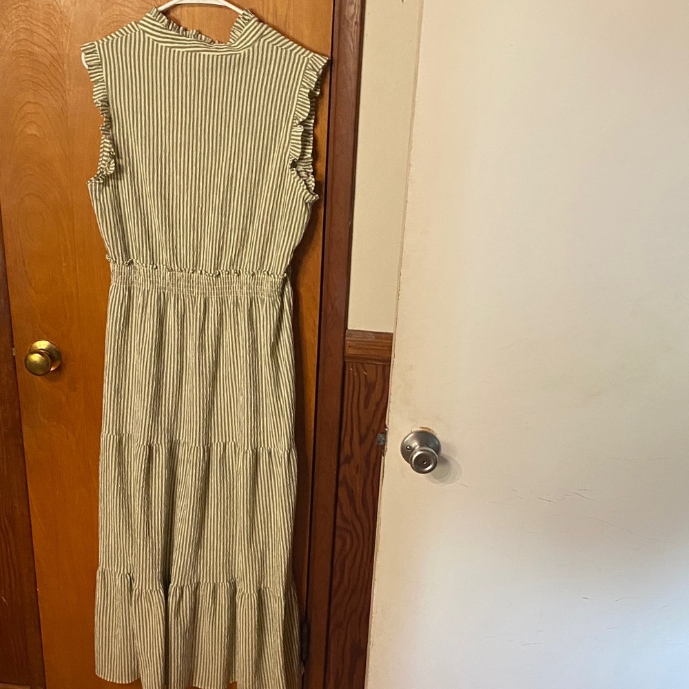 London Times Green Striped Midi Dress - Picture 5 of 6